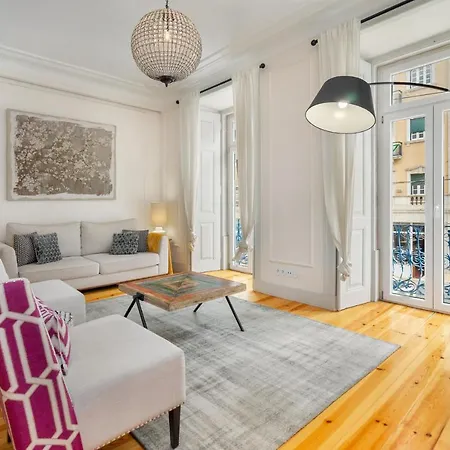 Whome Luxury In Prime Location W/ Ac, Lift & Private Patio *