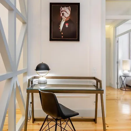 Whome Luxury In Prime Location W/ Ac, Lift & Private Patio Lisbon